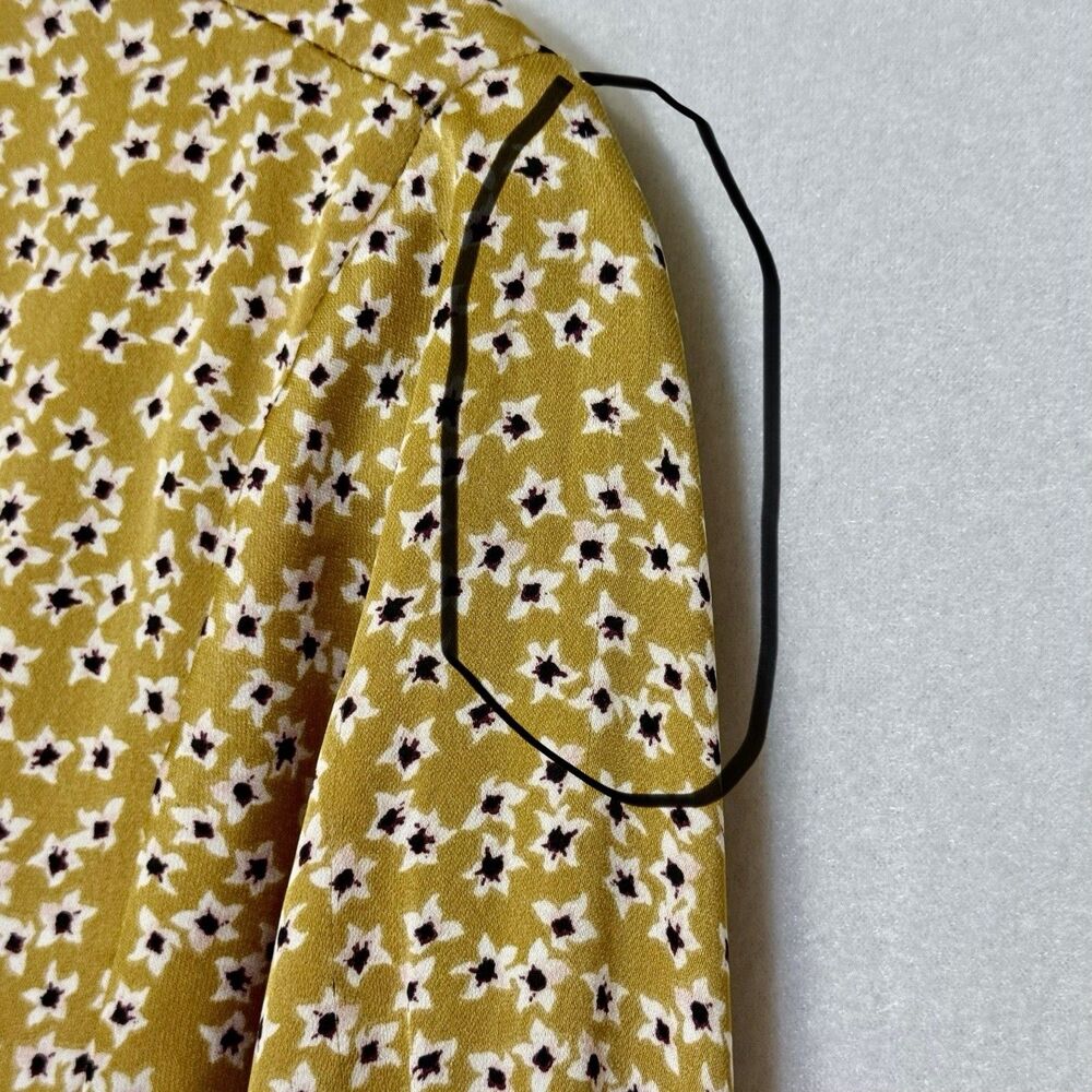 Equipment Femme Long Sleeve Yellow Floral Belted Fanetta Chic Wrap Dress Size 2 - Picture 13 of 14
